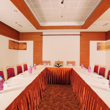 Biverah Hotel & Suites Thiruvananthapuram Luaran gambar