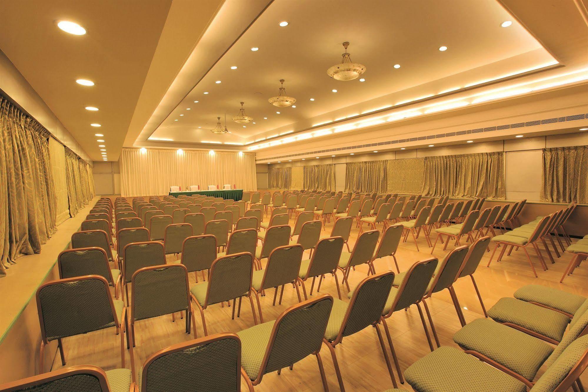 Biverah Hotel & Suites Thiruvananthapuram Luaran gambar