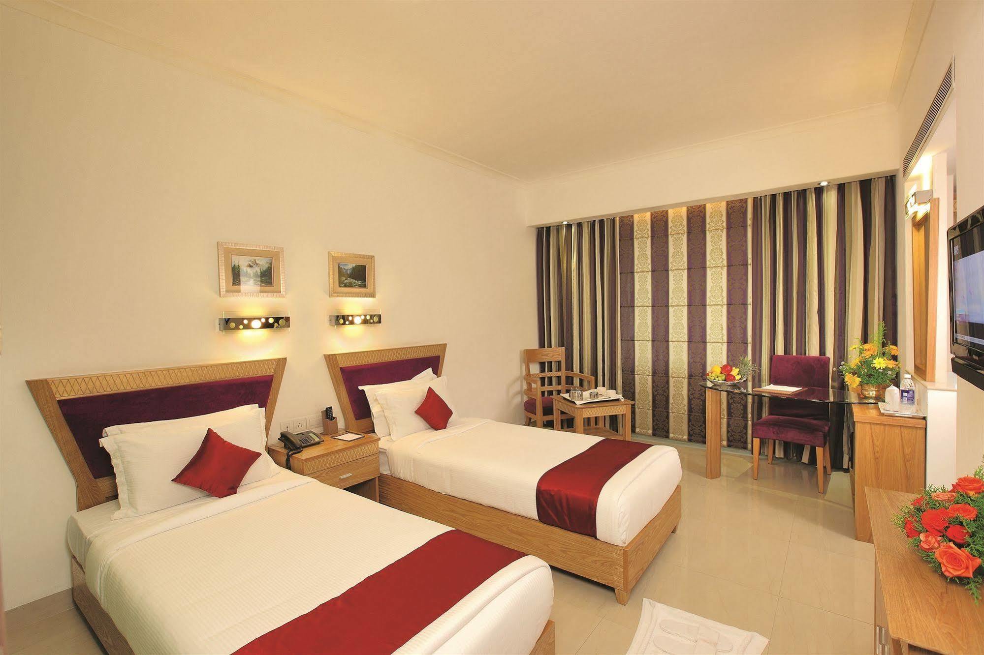 Biverah Hotel & Suites Thiruvananthapuram Luaran gambar